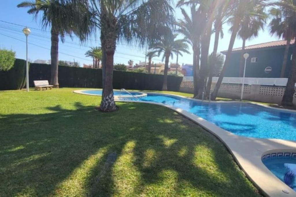 Apartamento Charm With An Oasis By The *